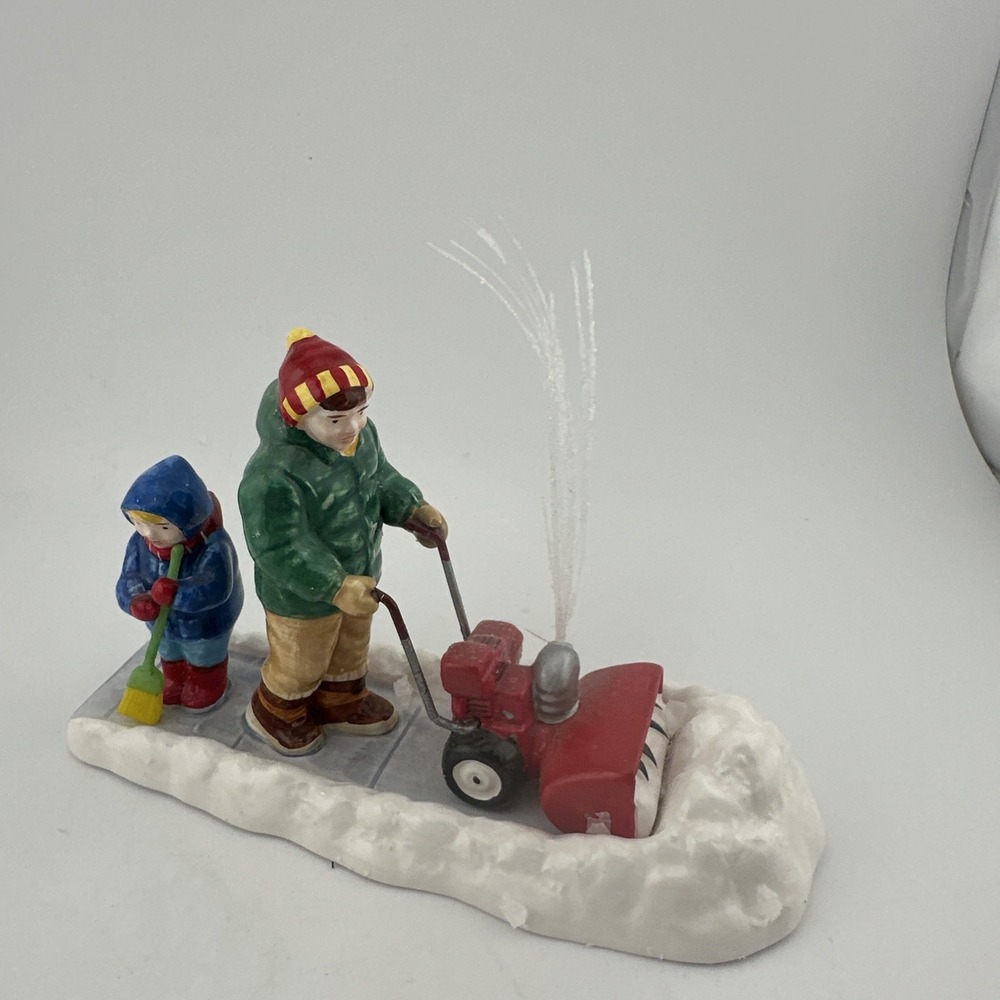 Dept 56 Snow Village Let It Snow Let It Snow 56.54923 Retired